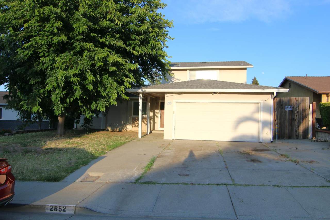 2852 Seville Circle - Photo 1