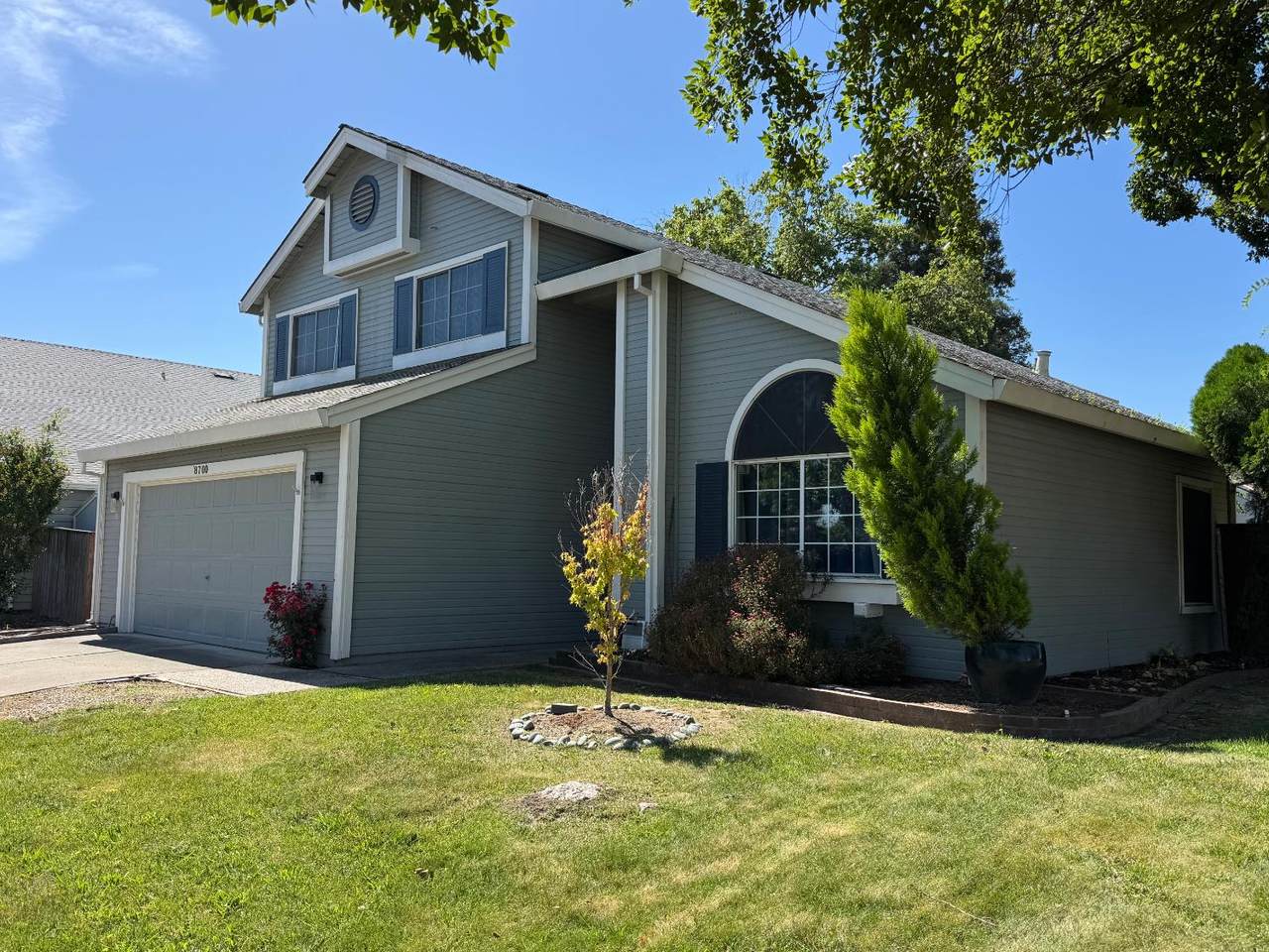 8700 Brittany Park Drive - Photo 1