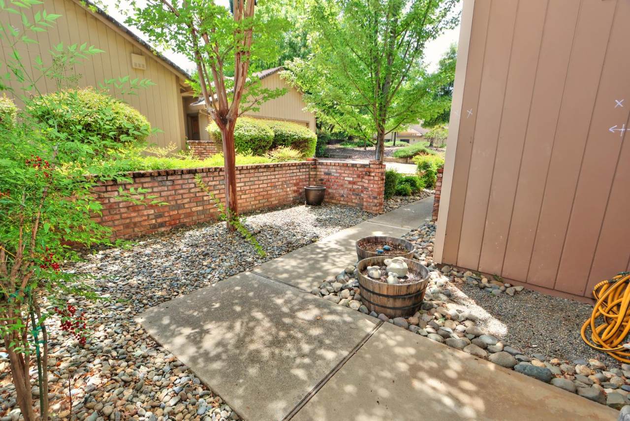 https://bt-photos.global.ssl.fastly.net/sacramento/1280_boomver_1_561170343-2.jpg