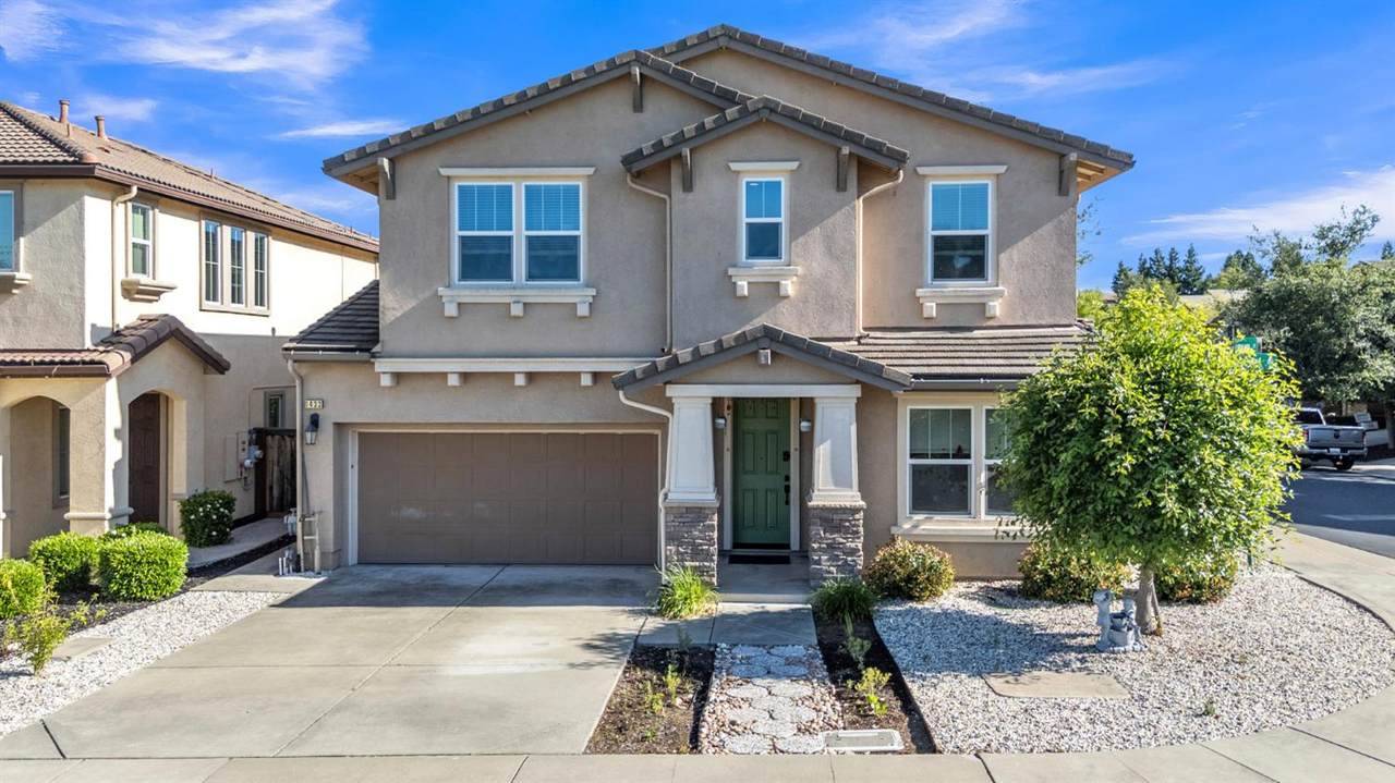 1433 Cummings Way - Photo 1