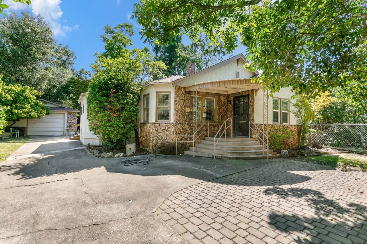 711 Sibley Street - Photo 1