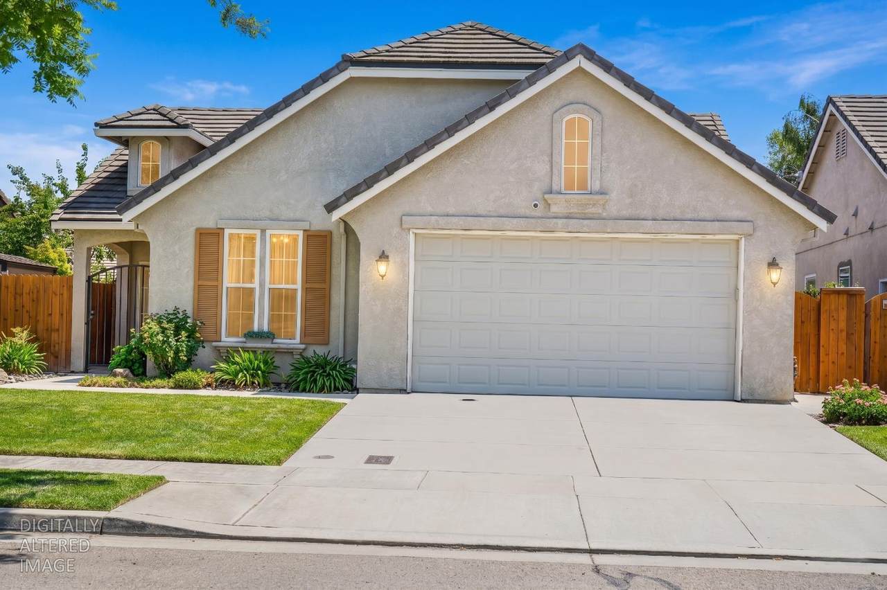 2542 Colony Drive - Photo 1