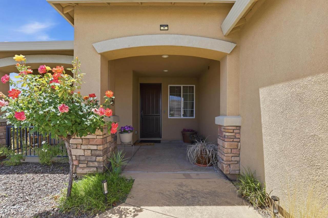 https://bt-photos.global.ssl.fastly.net/sacramento/1280_boomver_1_561170495-2.jpg