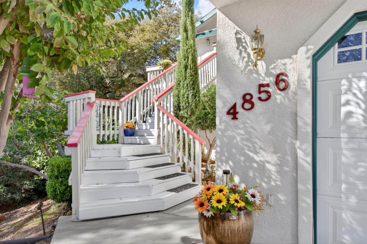 https://bt-photos.global.ssl.fastly.net/sacramento/orig_boomver_1_561170498-2.jpg