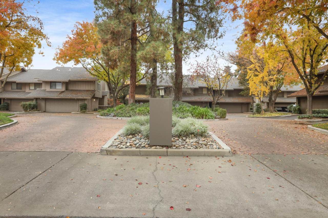 https://bt-photos.global.ssl.fastly.net/sacramento/1280_boomver_1_561170636-2.jpg