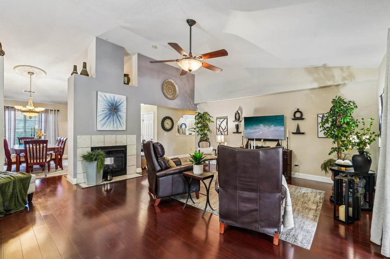 https://bt-photos.global.ssl.fastly.net/sacramento/1280_boomver_1_561170855-2.jpg