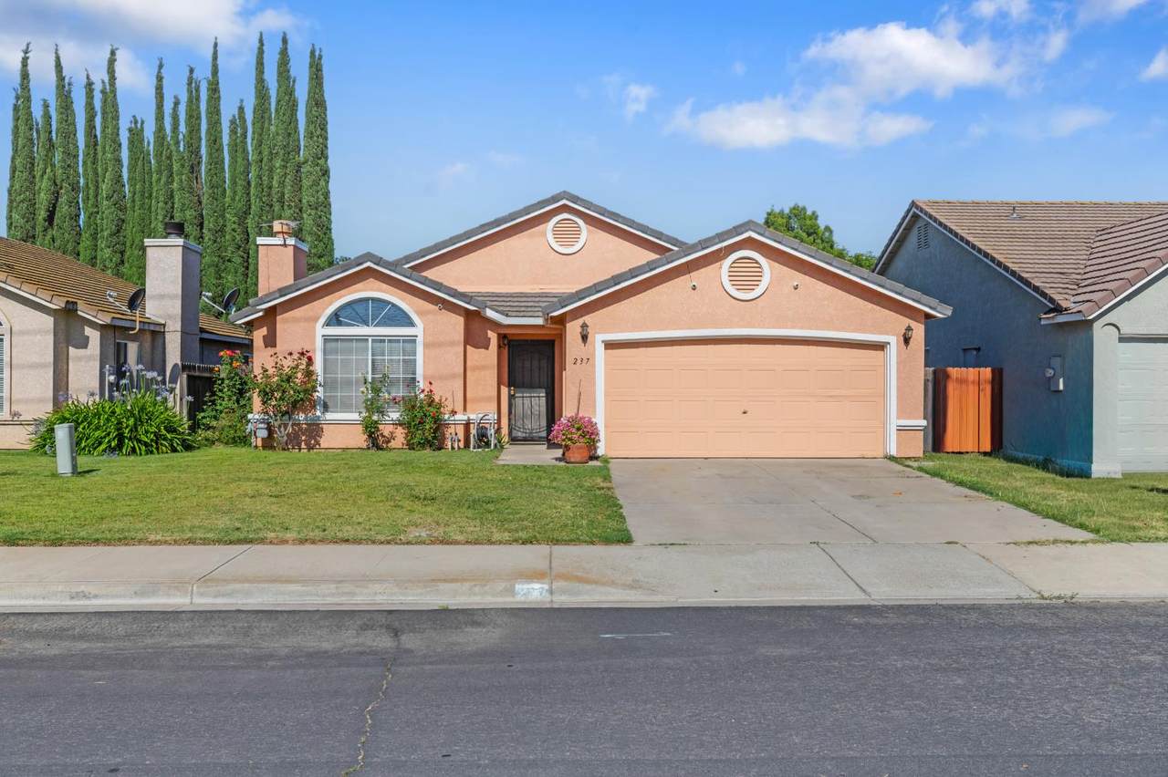 237 Yosemite Meadows Drive - Photo 1