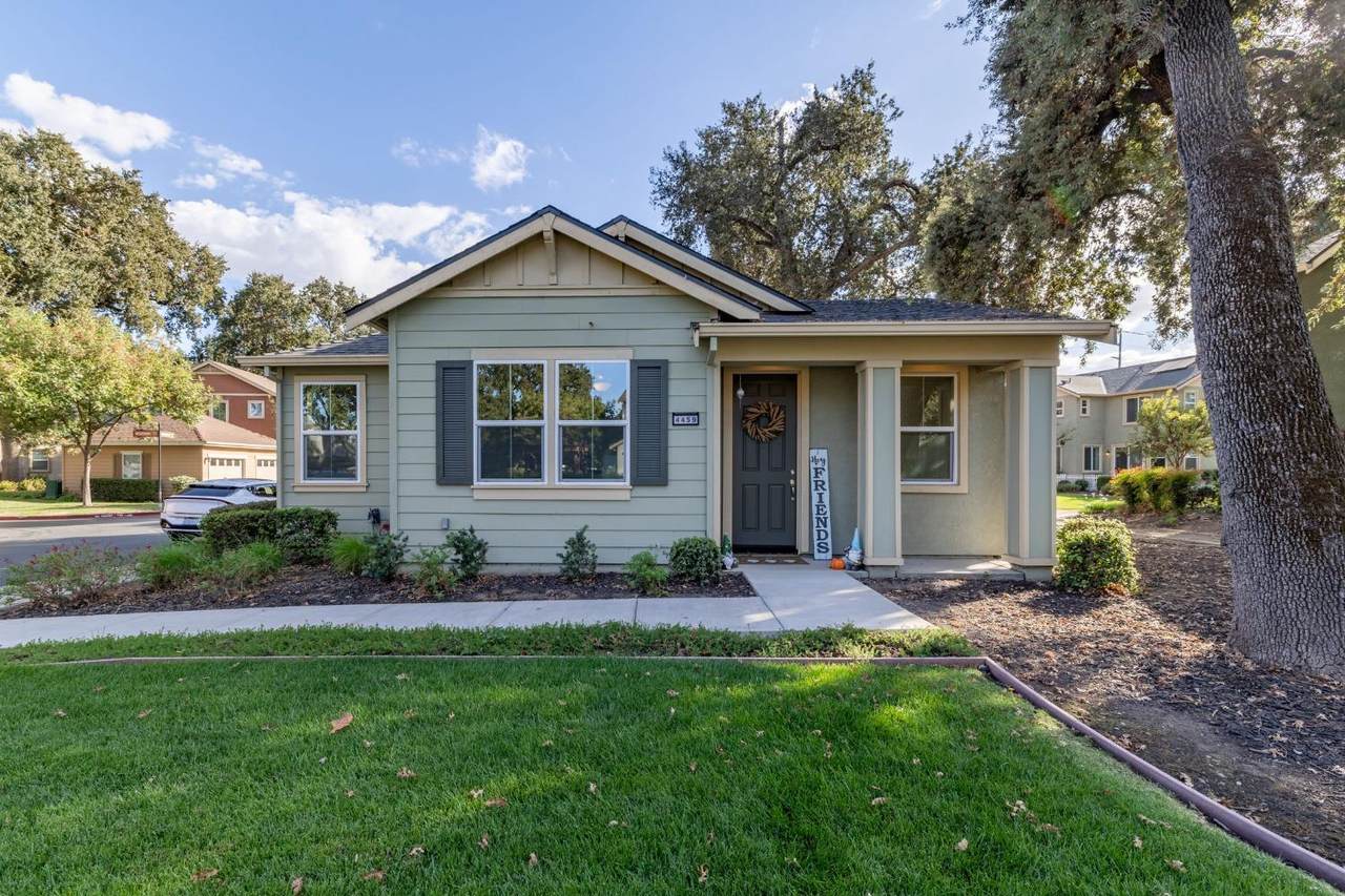 4459 Woodbine Drive - Photo 1