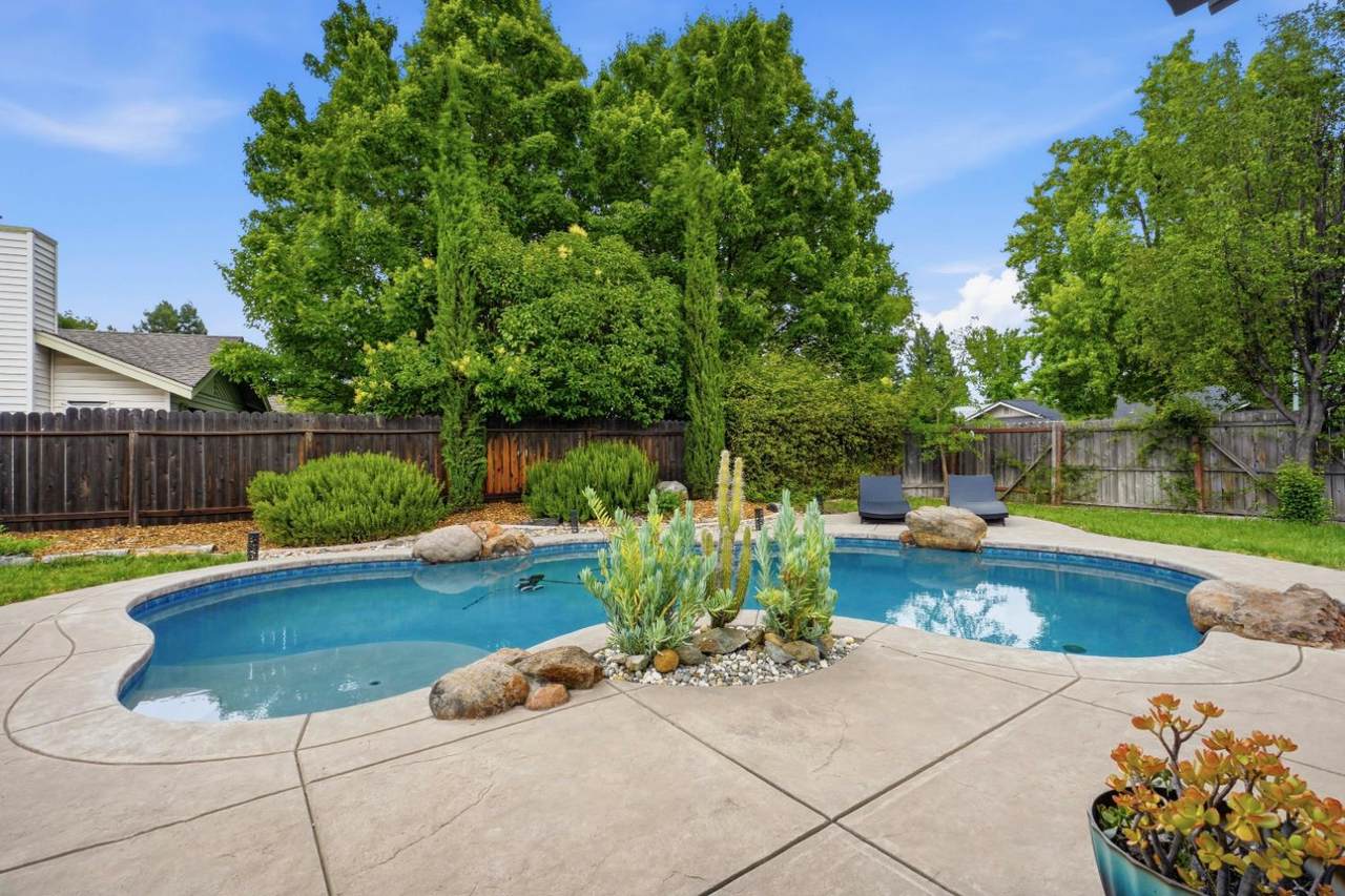 https://bt-photos.global.ssl.fastly.net/sacramento/1280_boomver_1_561170922-2.jpg