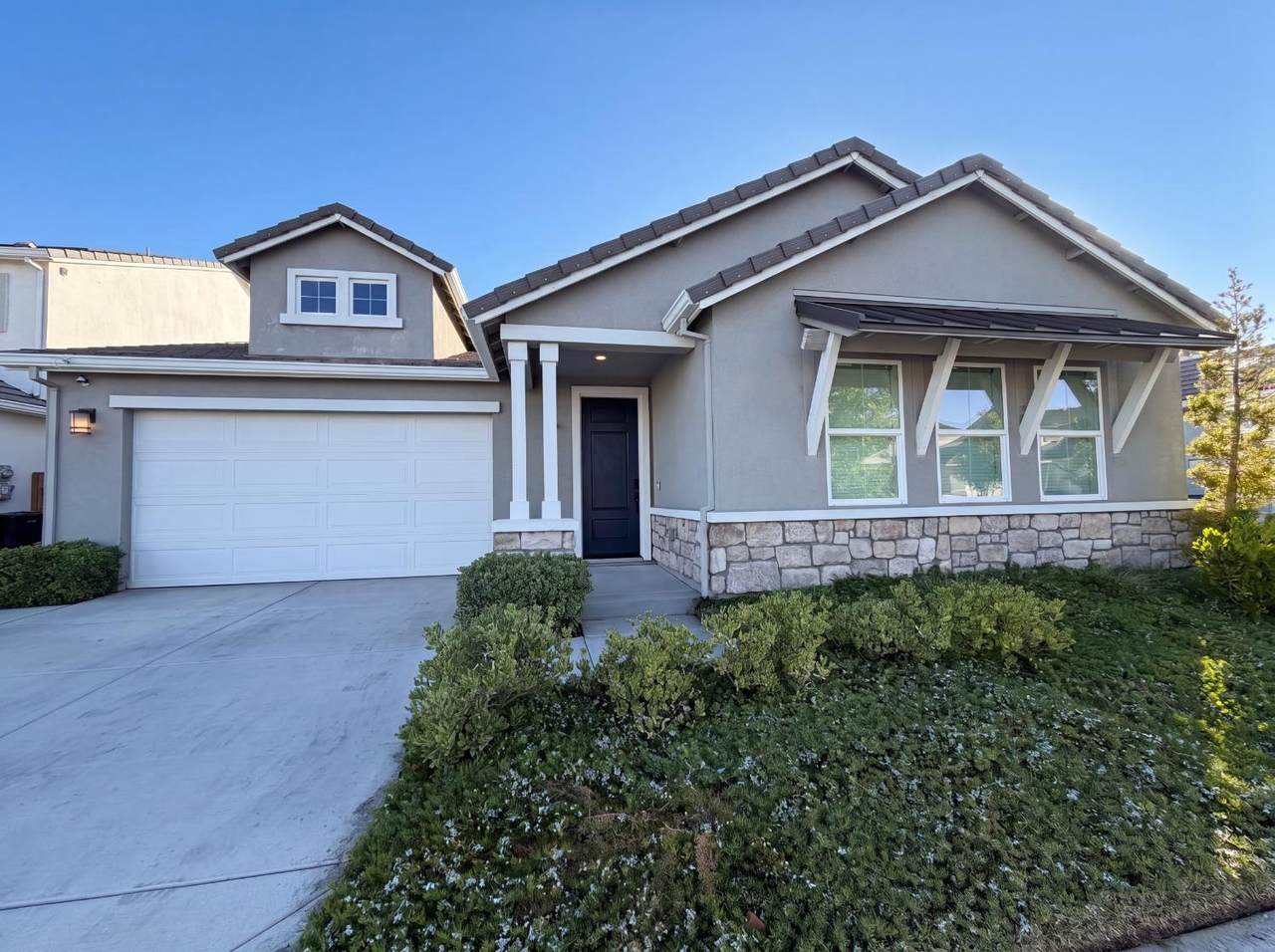 2743 Irish Meadow Way - Photo 1