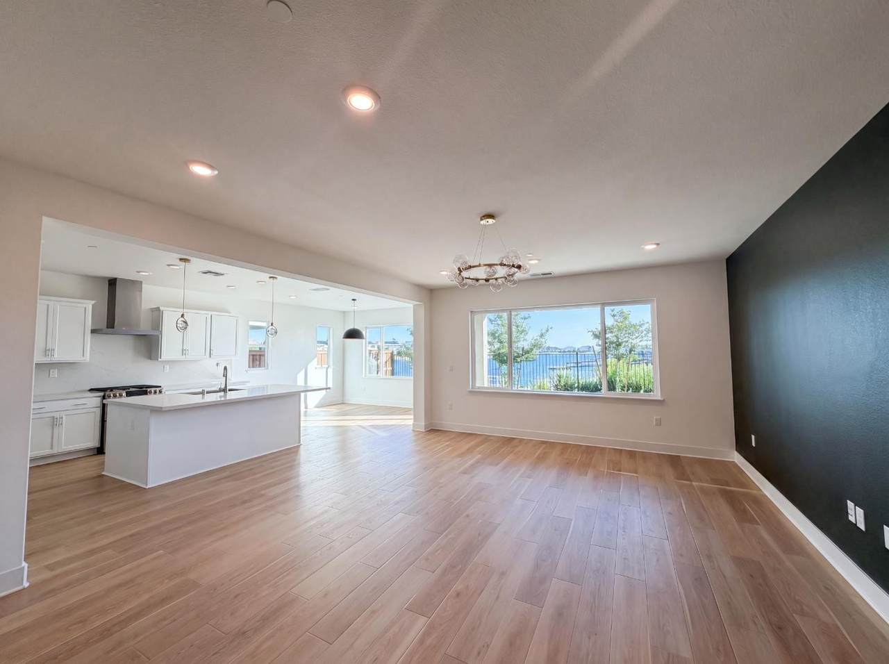 https://bt-photos.global.ssl.fastly.net/sacramento/1280_boomver_1_561170935-2.jpg