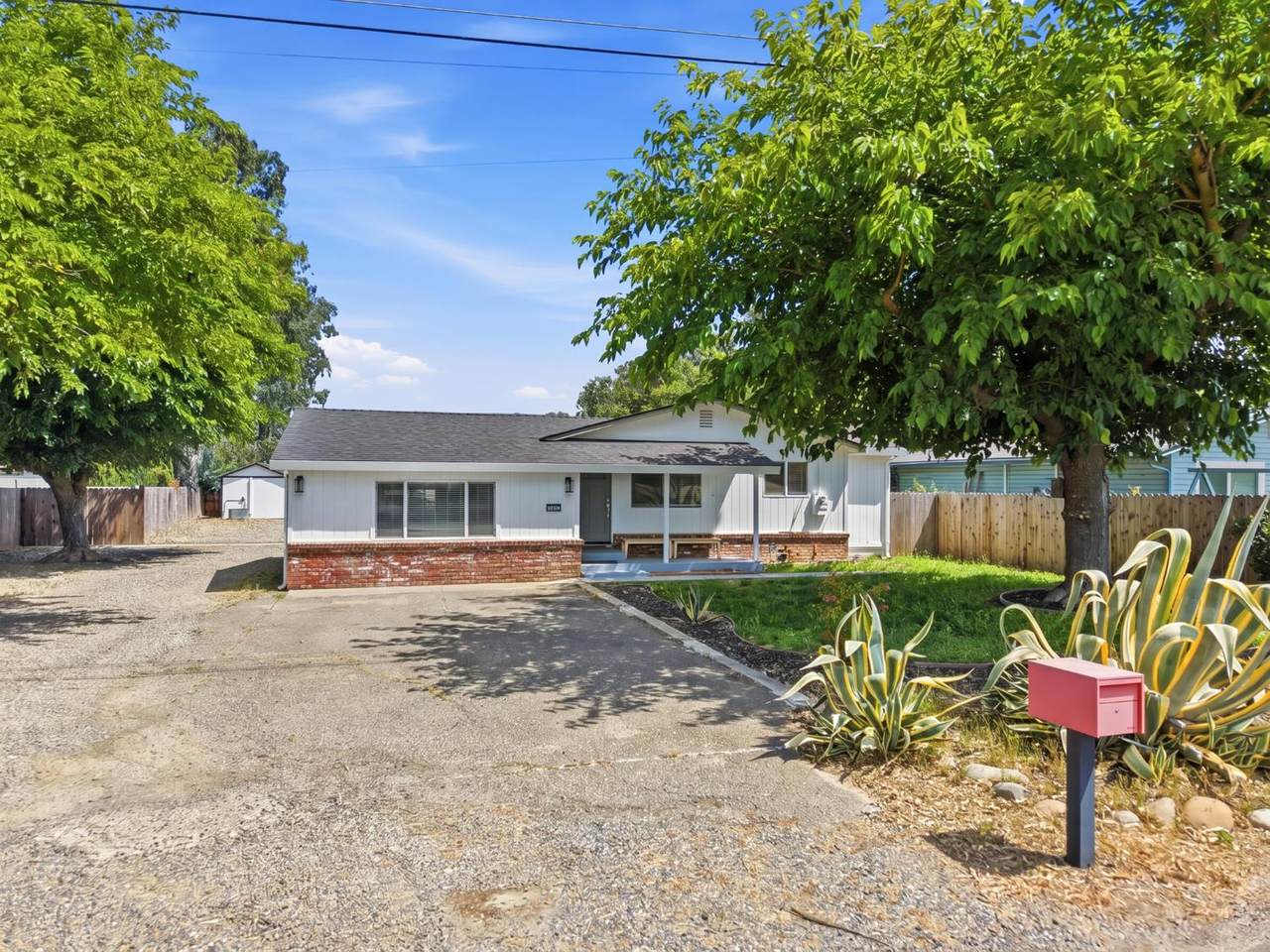 https://bt-photos.global.ssl.fastly.net/sacramento/1280_boomver_1_561170946-2.jpg