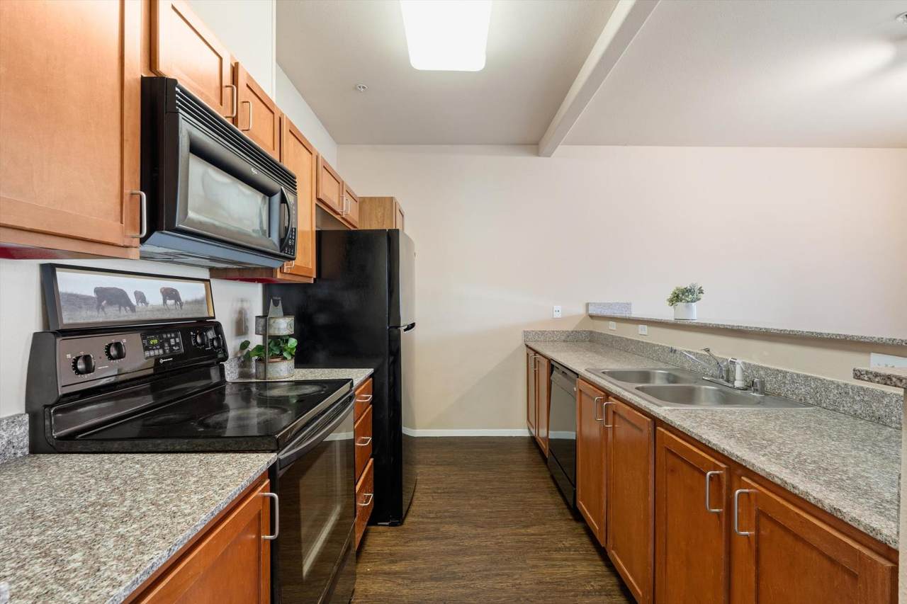 4200 Commerce Way - Photo 1