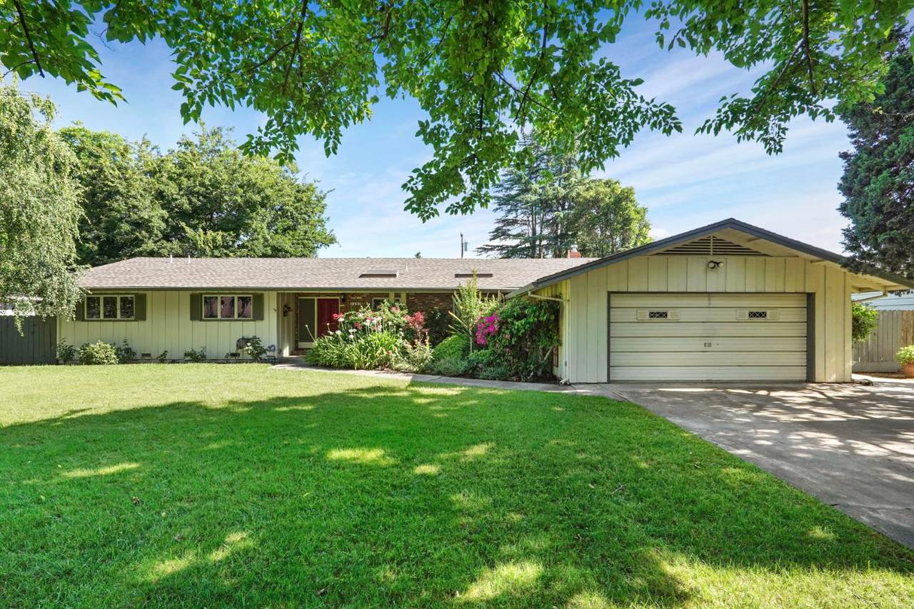 2307 Estate Drive - Photo 1