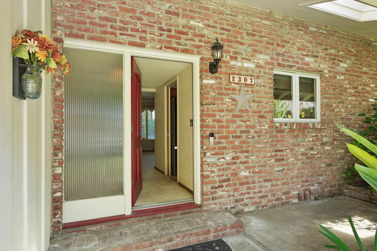 https://bt-photos.global.ssl.fastly.net/sacramento/1280_boomver_1_561173377-2.jpg