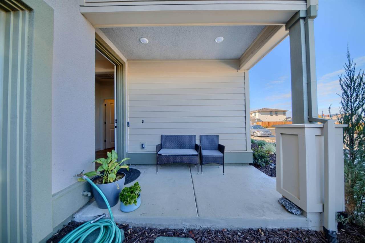 https://bt-photos.global.ssl.fastly.net/sacramento/1280_boomver_1_561173912-2.jpg