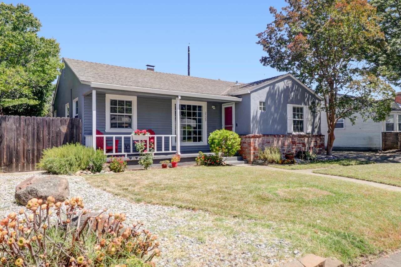 https://bt-photos.global.ssl.fastly.net/sacramento/1280_boomver_1_561175360-2.jpg