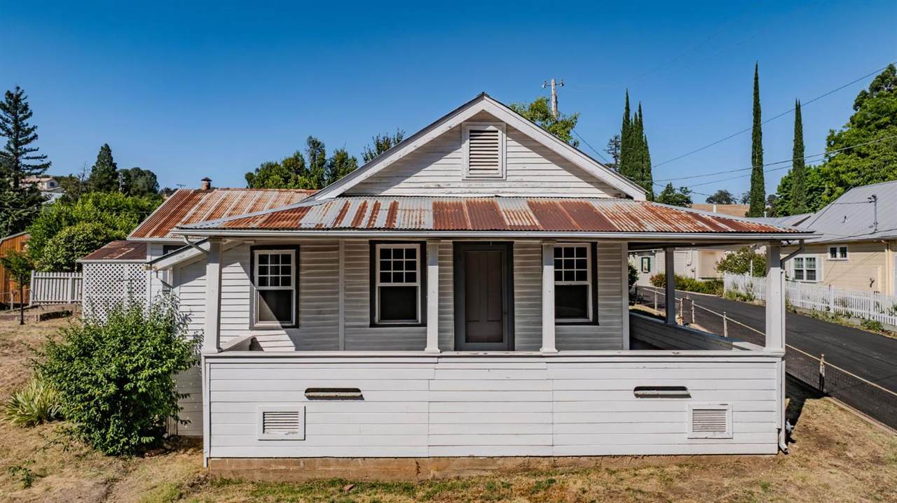 55 Hayden Alley - Photo 1