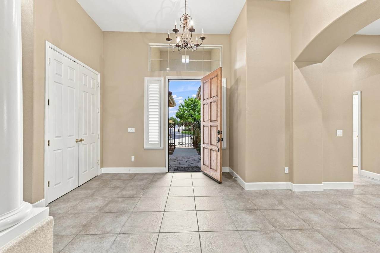 https://bt-photos.global.ssl.fastly.net/sacramento/1280_boomver_1_561178395-2.jpg