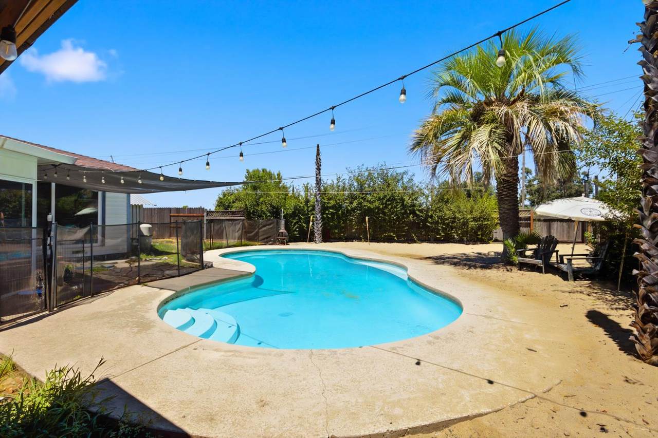 5435 Blueridge Court - Photo 1
