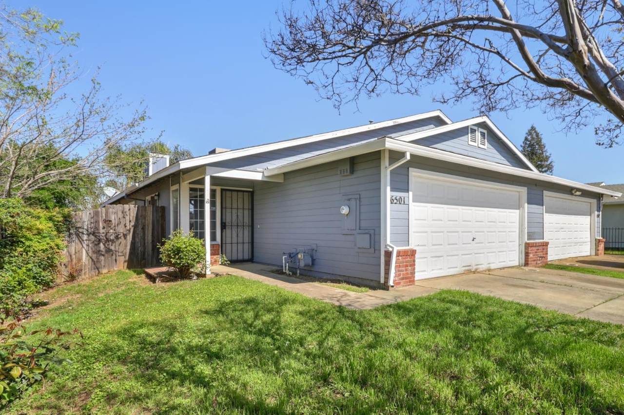 6505 37th Avenue - Photo 1