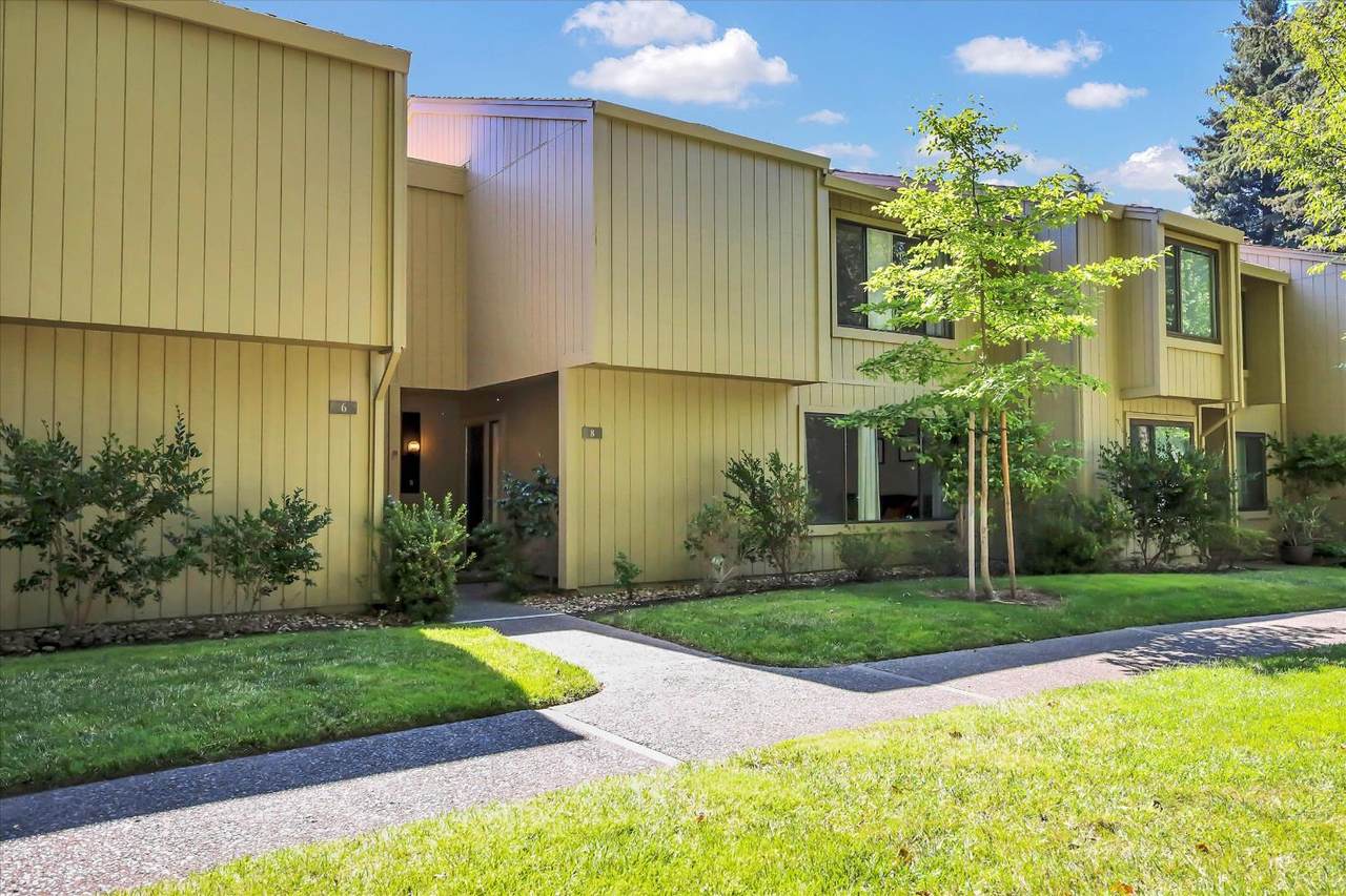 8 Adelphi Court - Photo 1