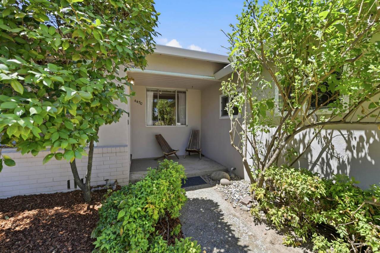 4450 Moddison Avenue - Photo 1