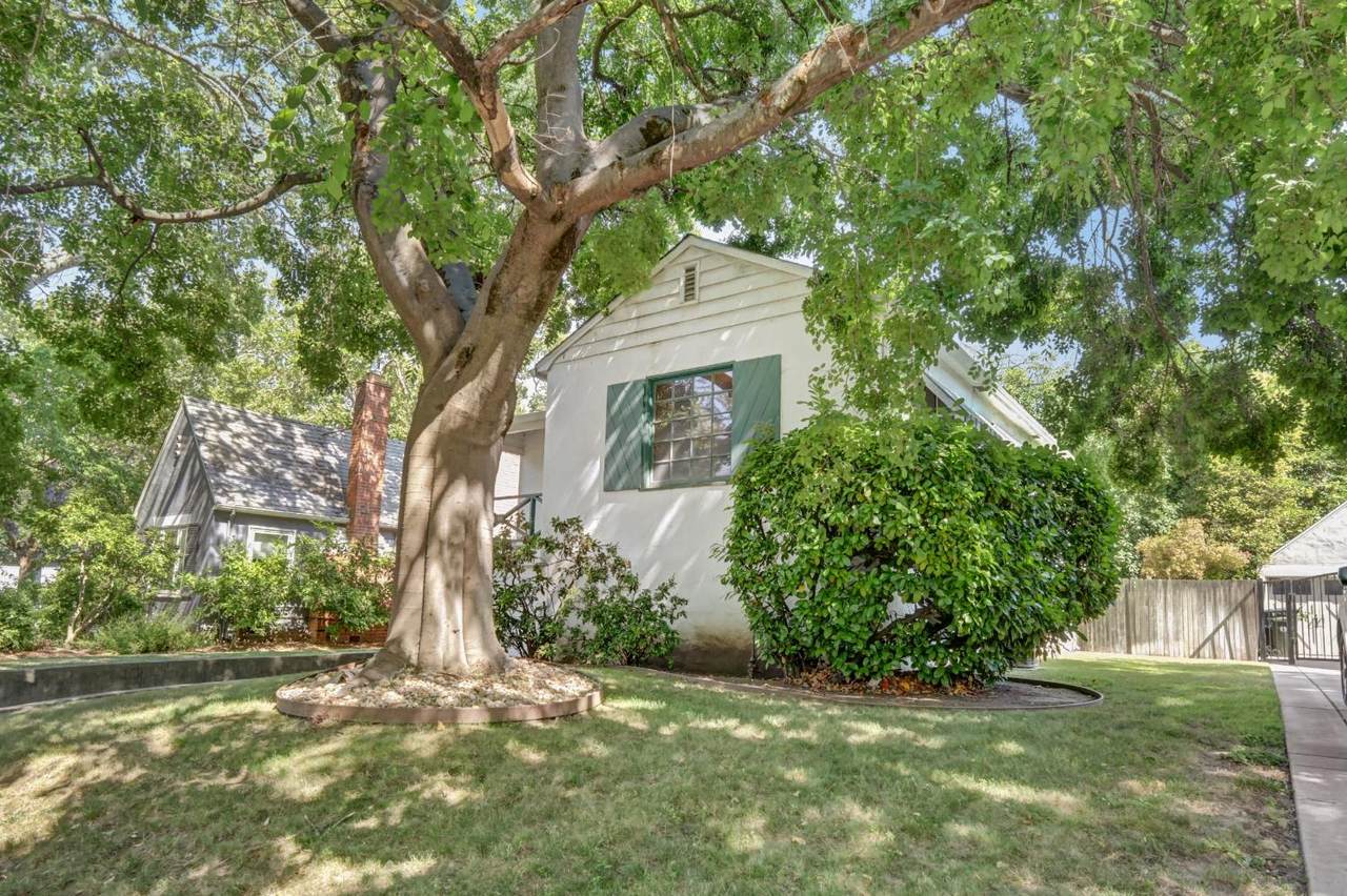 https://bt-photos.global.ssl.fastly.net/sacramento/1280_boomver_1_561184920-2.jpg