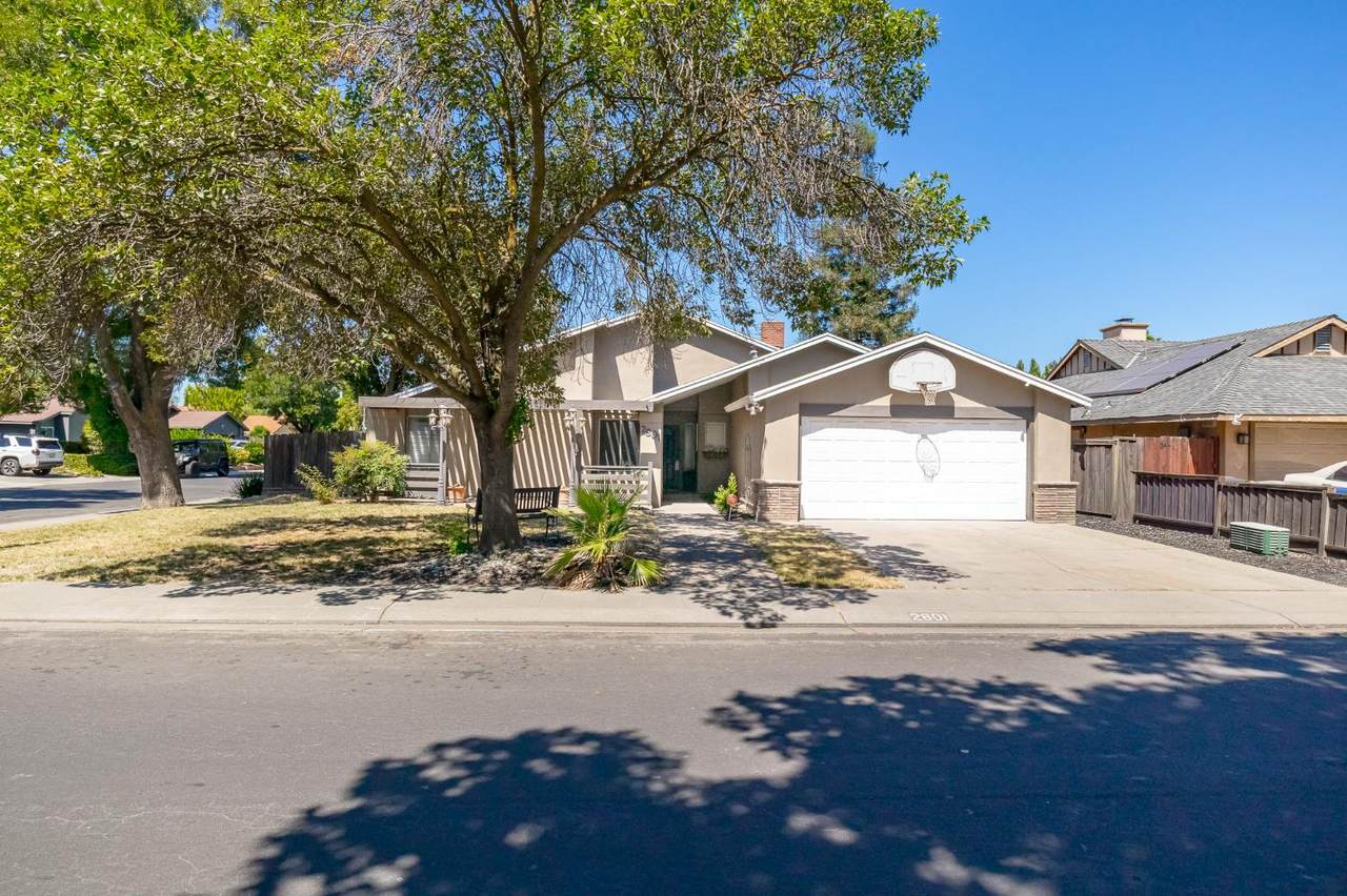 2801 Zarand Drive - Photo 1