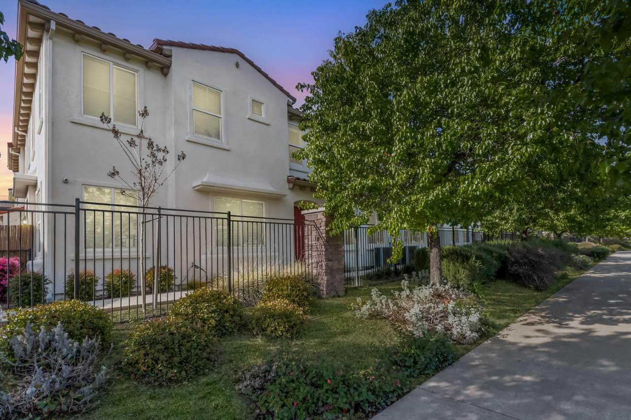5301 Commerce Way - Photo 1