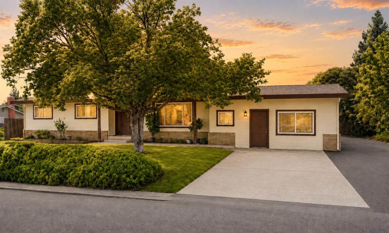 1333 Wesley Lane - Photo 1