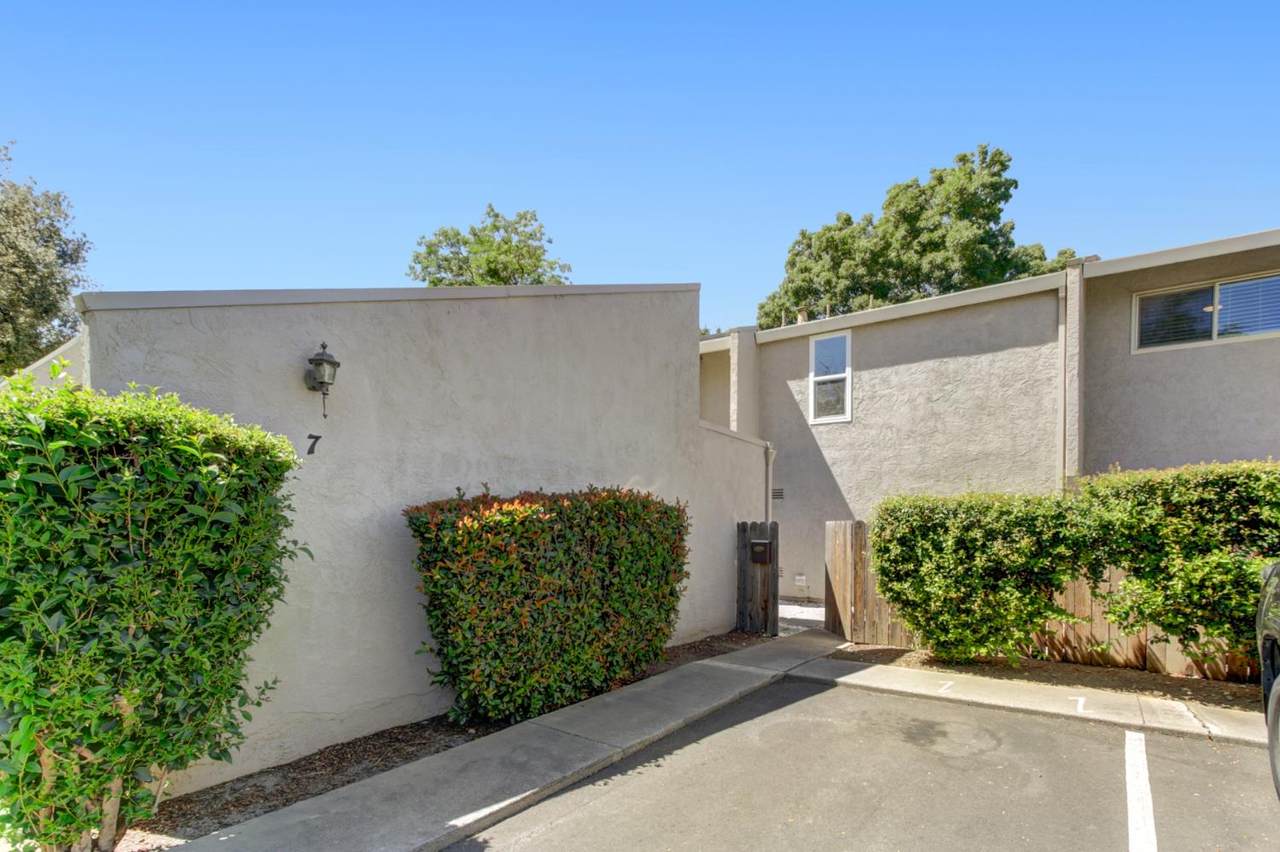 https://bt-photos.global.ssl.fastly.net/sacramento/1280_boomver_1_561185852-2.jpg