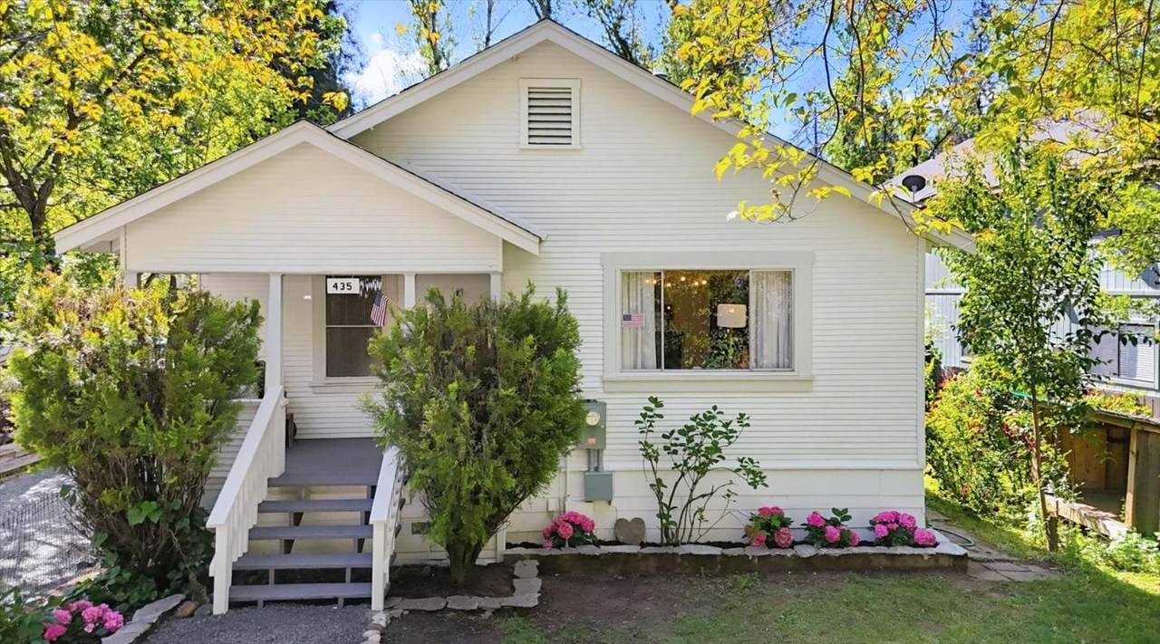 435 Mill Street - Photo 1