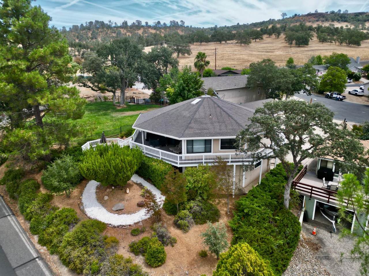 286 Tennis Court - Photo 1