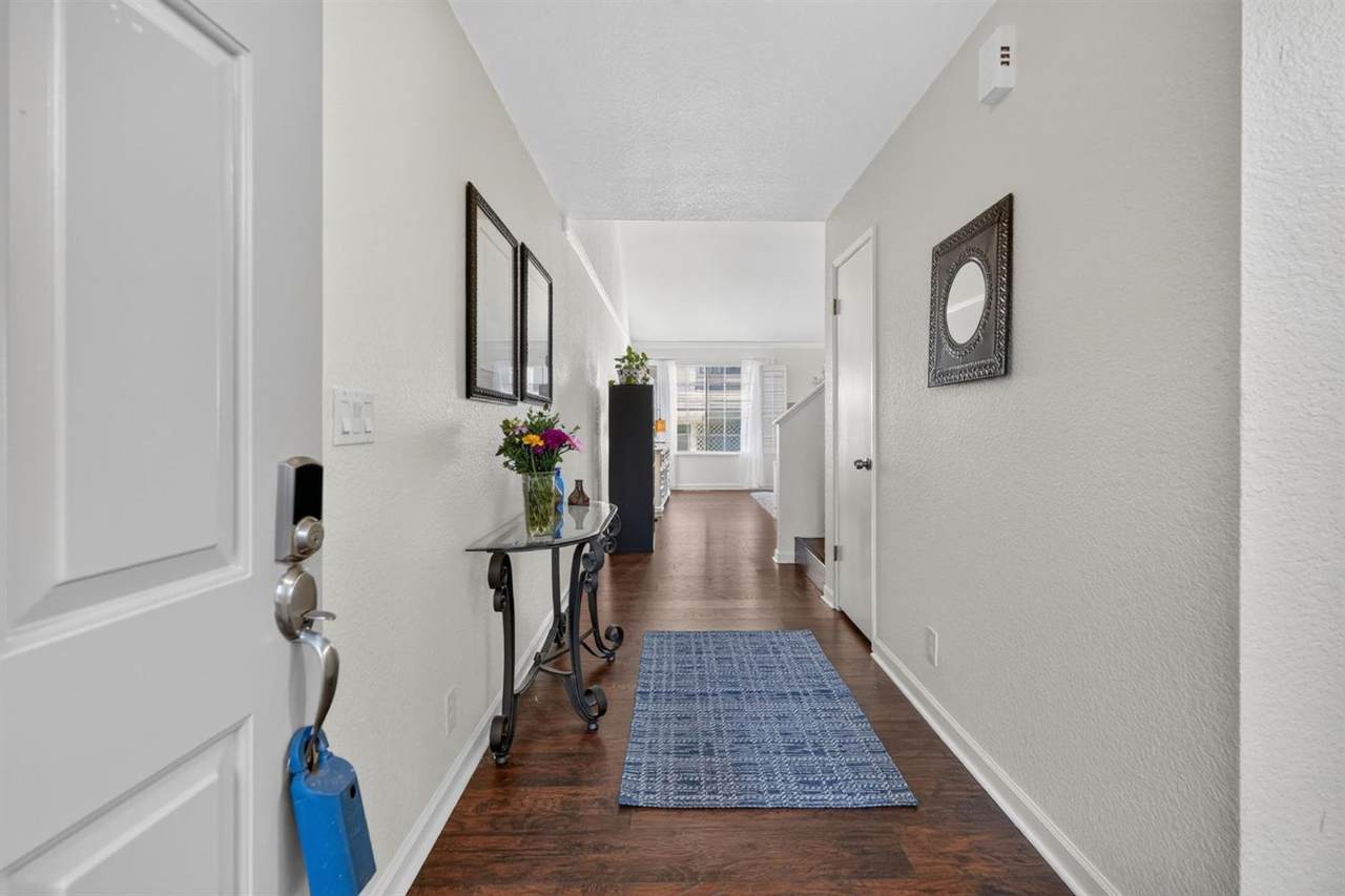 https://bt-photos.global.ssl.fastly.net/sacramento/1280_boomver_1_561186159-2.jpg