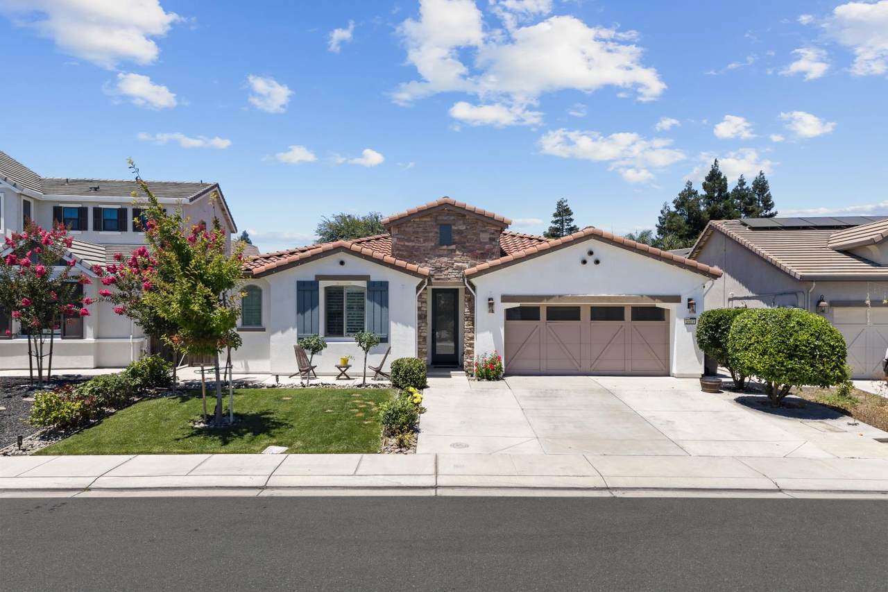1603 Banister Lane - Photo 1