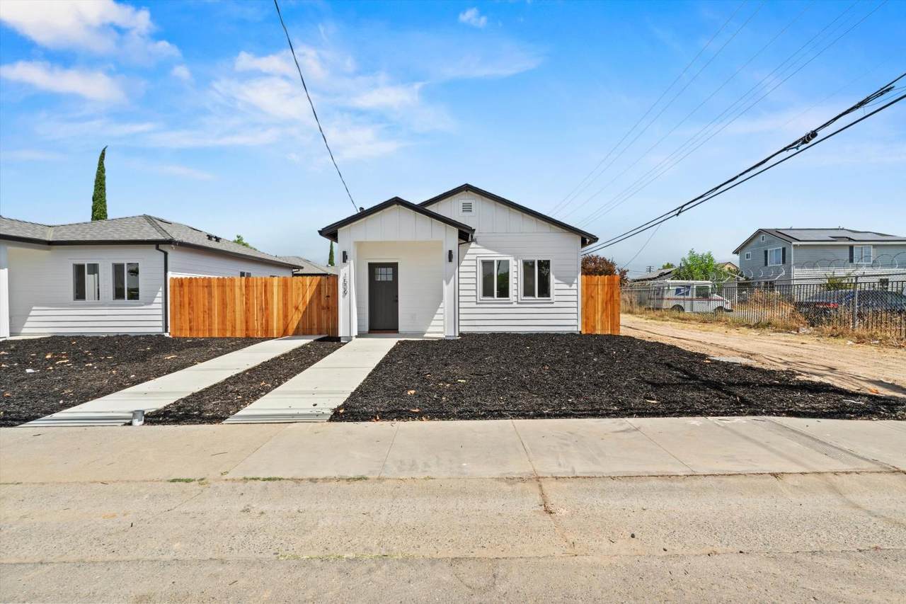 https://bt-photos.global.ssl.fastly.net/sacramento/1280_boomver_1_561186242-2.jpg