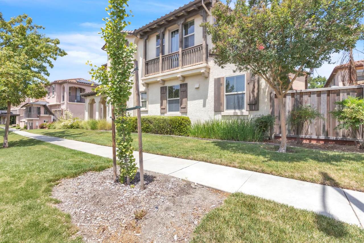 https://bt-photos.global.ssl.fastly.net/sacramento/1280_boomver_1_561186393-2.jpg
