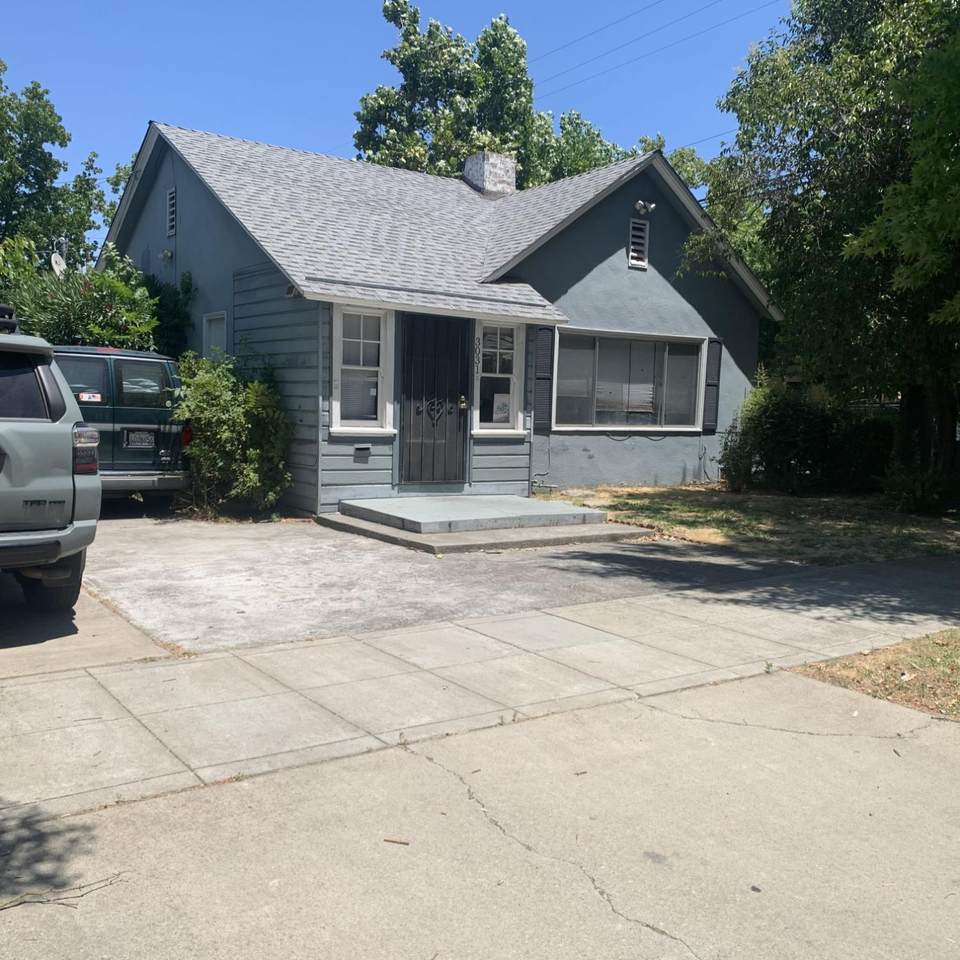 3031 U Street - Photo 1