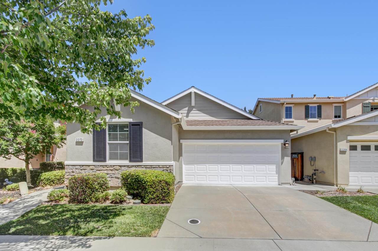2272 Ellesmere Loop - Photo 1