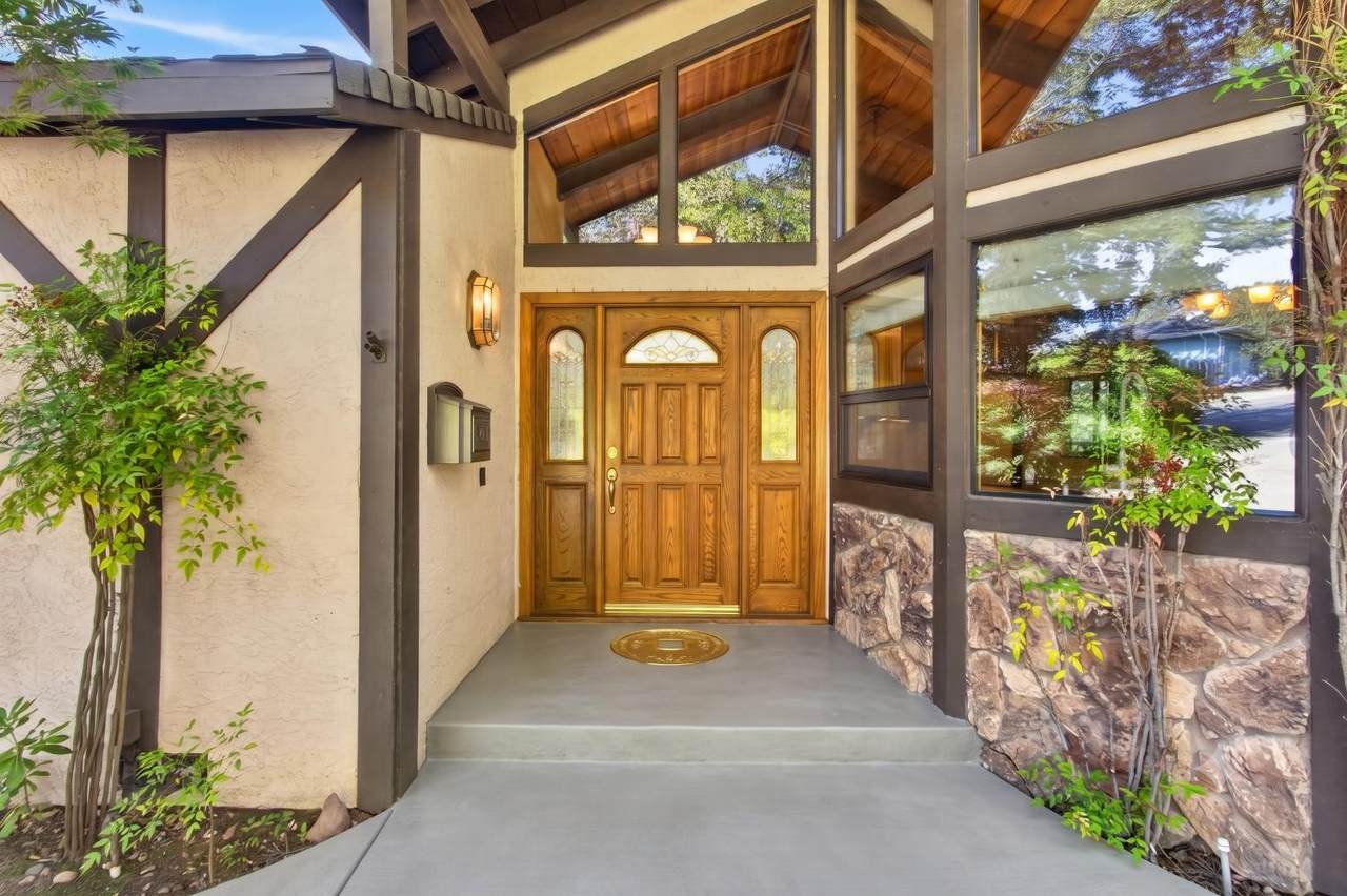 https://bt-photos.global.ssl.fastly.net/sacramento/1280_boomver_1_561186488-2.jpg