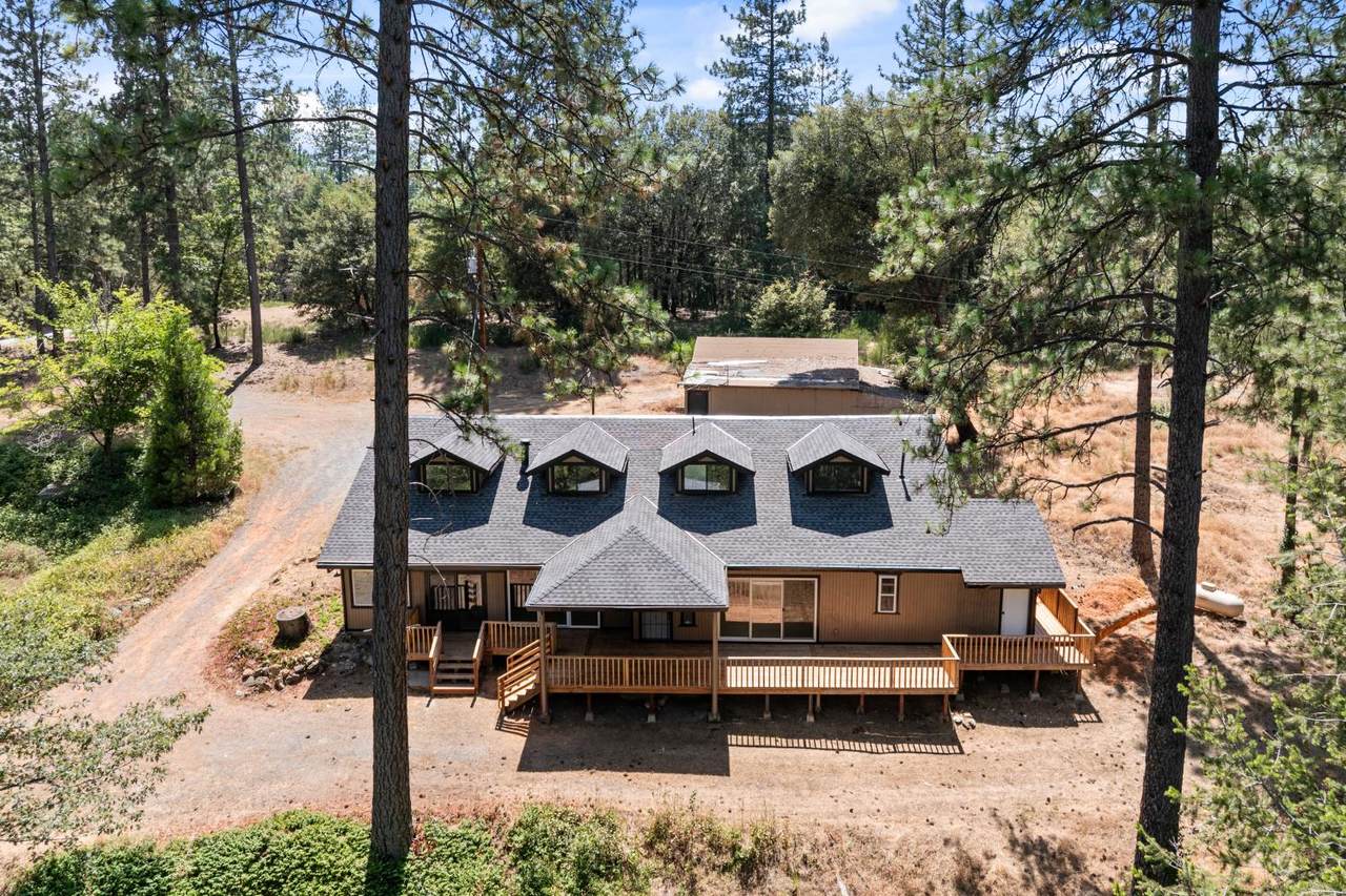 4080 Greenwood Road - Photo 1