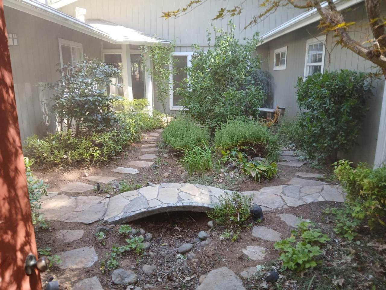 https://bt-photos.global.ssl.fastly.net/sacramento/1280_boomver_1_561186598-2.jpg