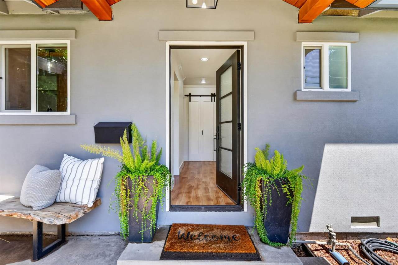 https://bt-photos.global.ssl.fastly.net/sacramento/1280_boomver_2_561186901-2.jpg