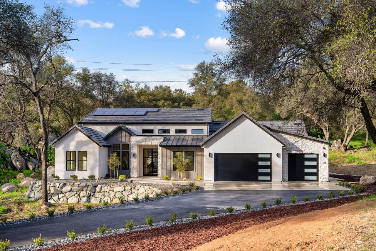8691 Chili Hill Road - Photo 1