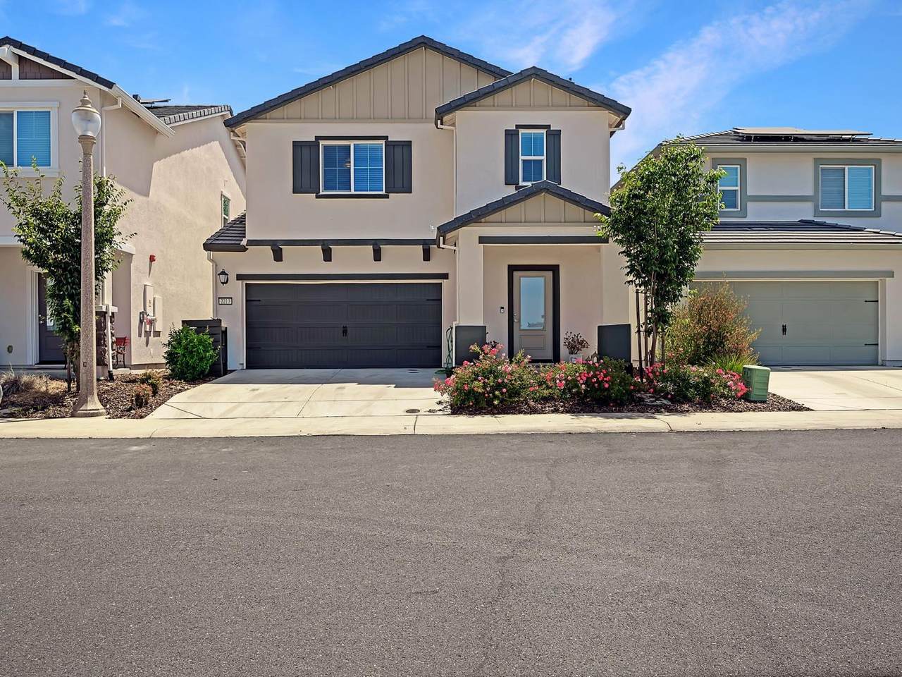 2213 Comstock Lane - Photo 1