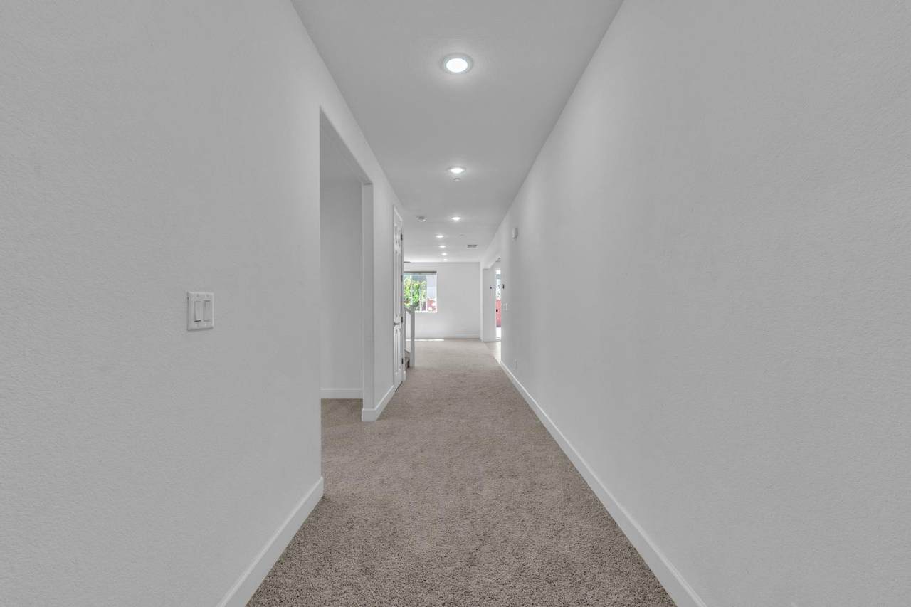 https://bt-photos.global.ssl.fastly.net/sacramento/1280_boomver_1_561187265-2.jpg