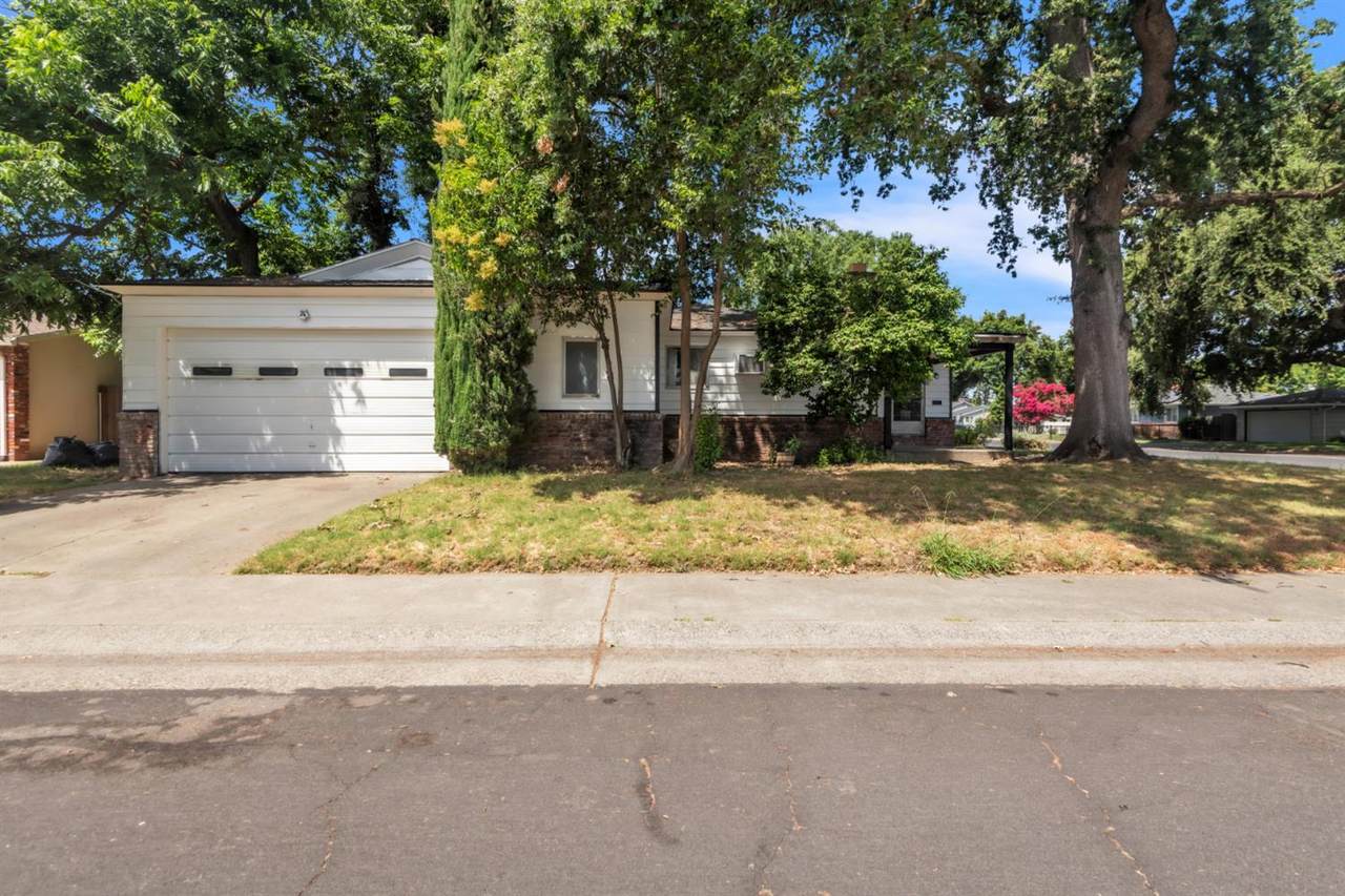 1501 Meadow - Photo 1