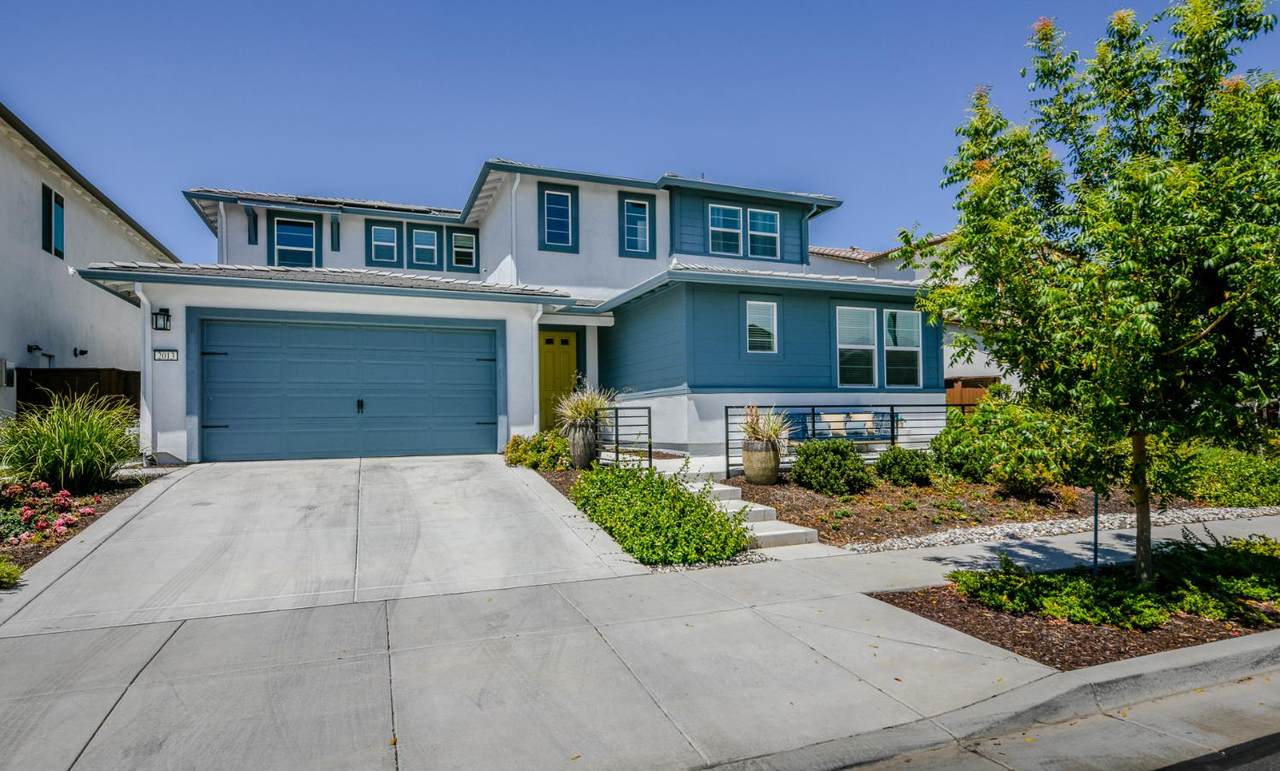 2013 Baker Place - Photo 1