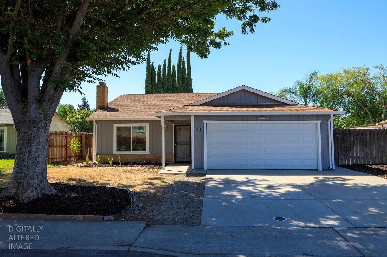 712 Walnut Avenue - Photo 1